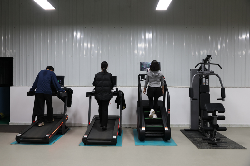 CY4A1412-1.jpg CY4A1412-1.jpg