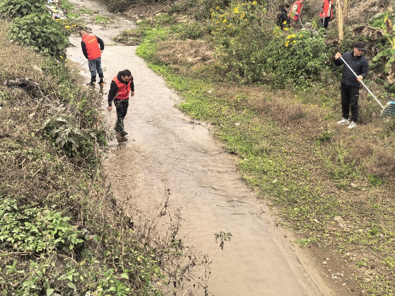 e4df2232bbac4744b29c88874a33c7ee.jpg e4df2232bbac4744b29c88874a33c7ee.jpg